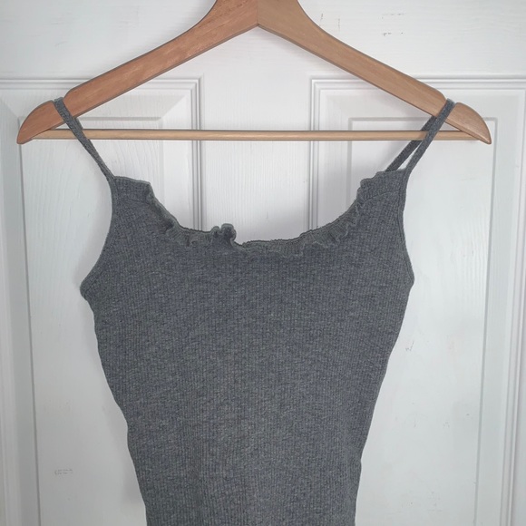 J • Roberts Tank! - Picture 1 of 3